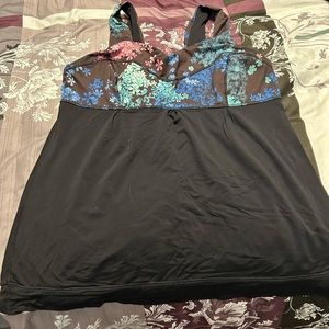 Lulu Lemon tank top.